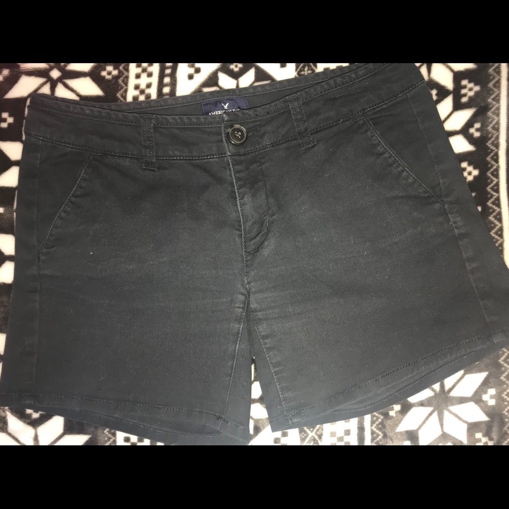 SOLD American Eagle Midi Stretch Shorts